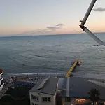 Nova Sea View شقة دراس
